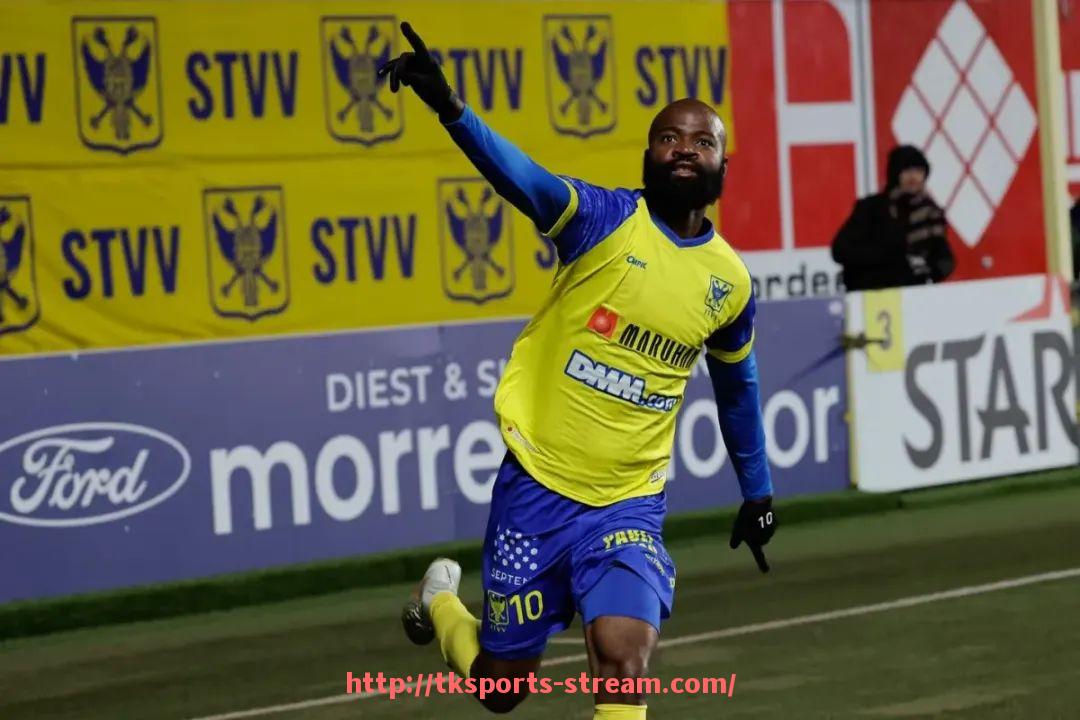 TK体育直播-2023年雄鹿队霍勒迪的防守表现获联盟广泛认可